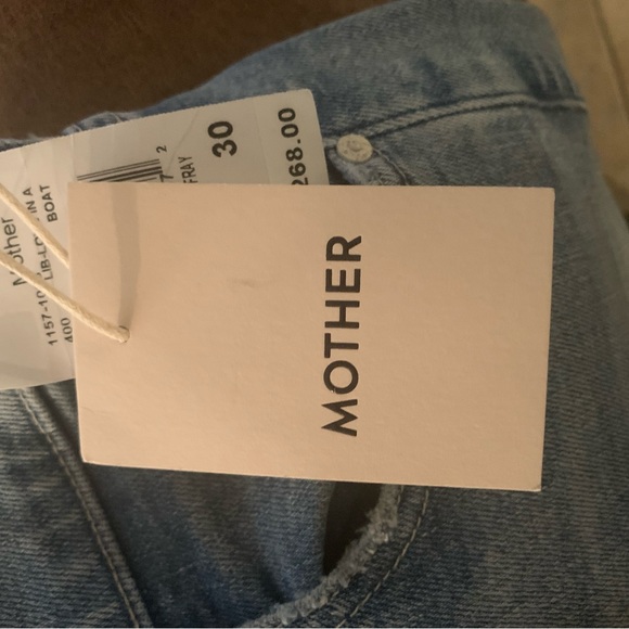 MOTHER JEANS. Insider Crop Step Fray. Love in a boat. - Picture 4 of 8